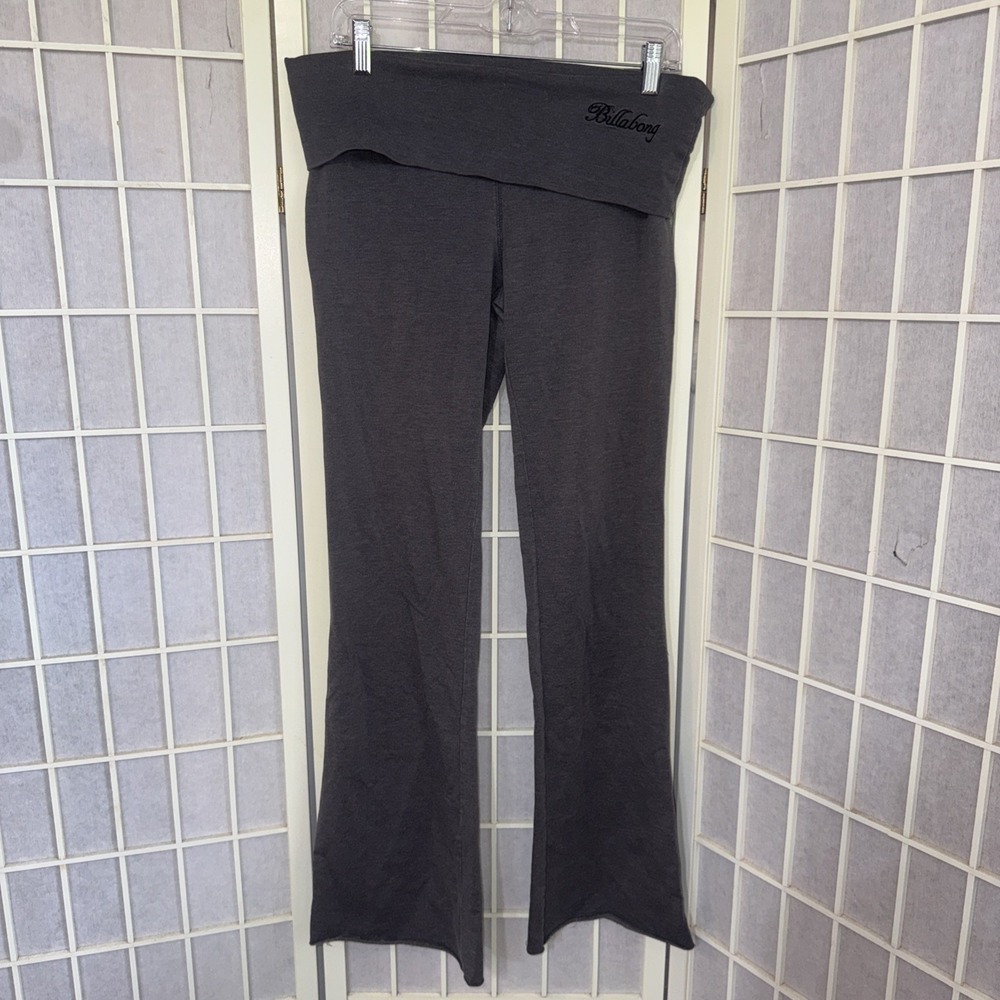 Vintage Y2K Billabong Embroidered Gray Fold Over Flare Yoga Pants Size Large